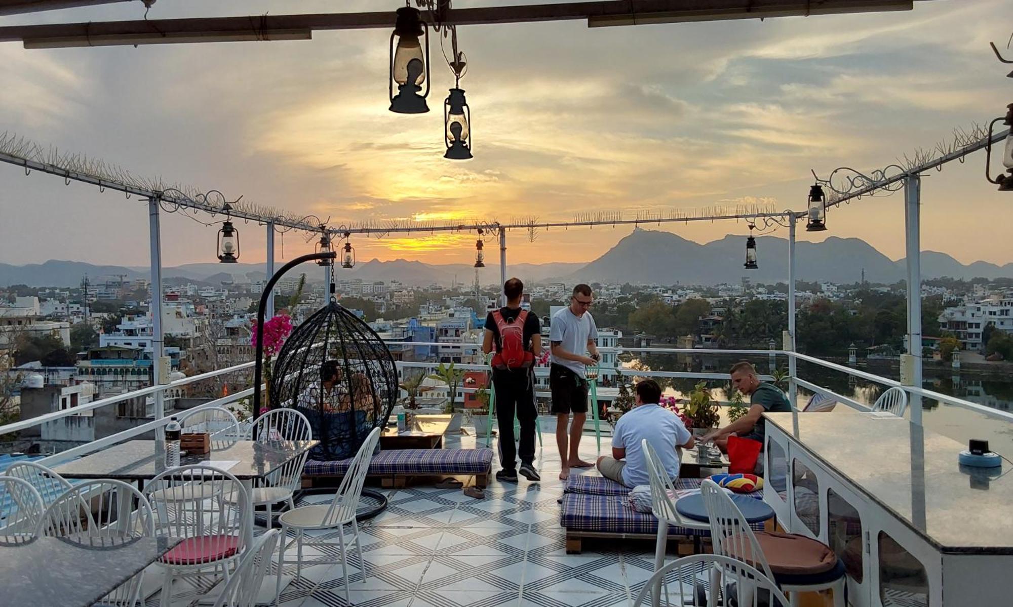 Raahi Backpacker'S Hostel Udaipur Exterior photo