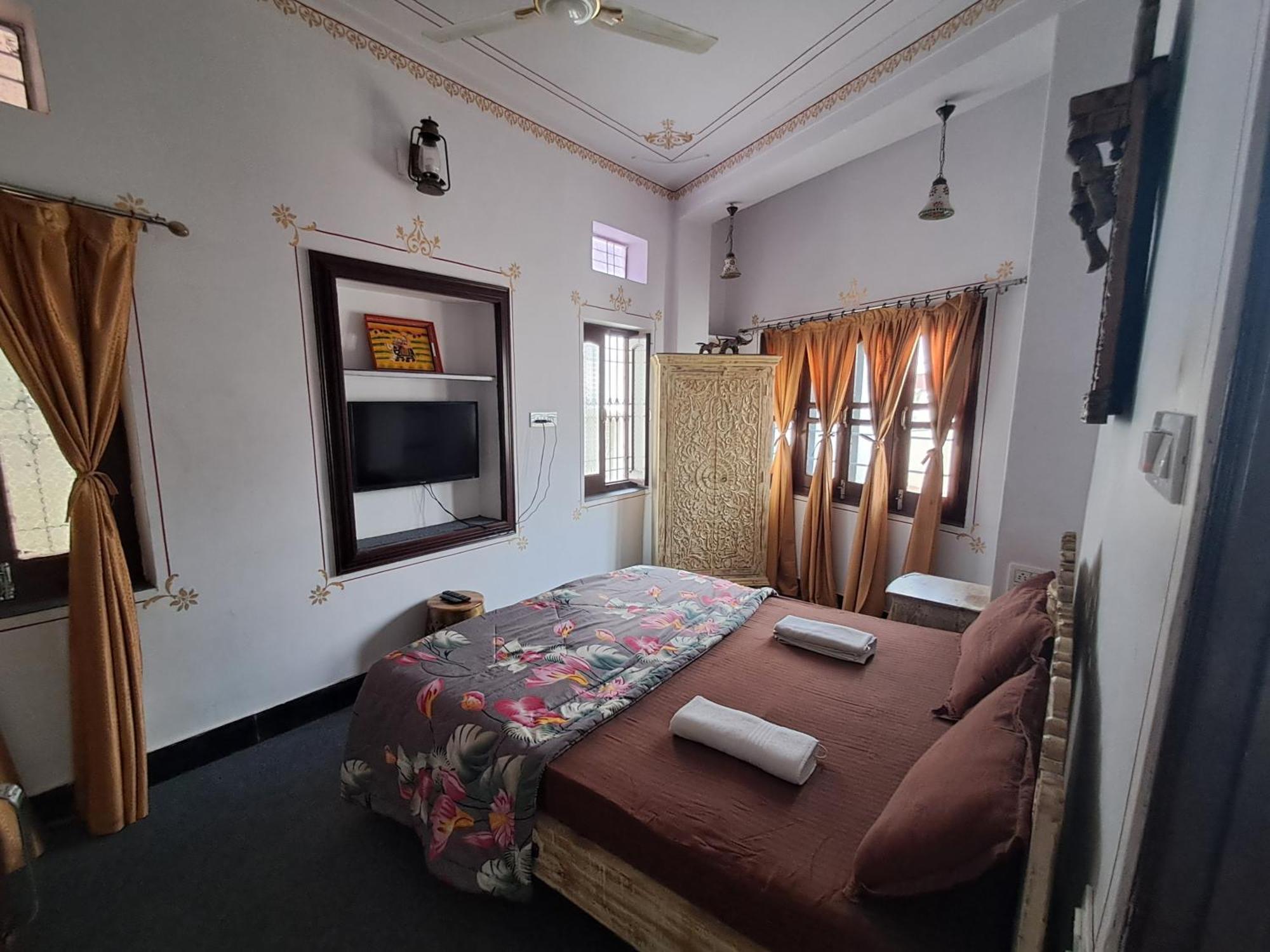 Raahi Backpacker'S Hostel Udaipur Exterior photo