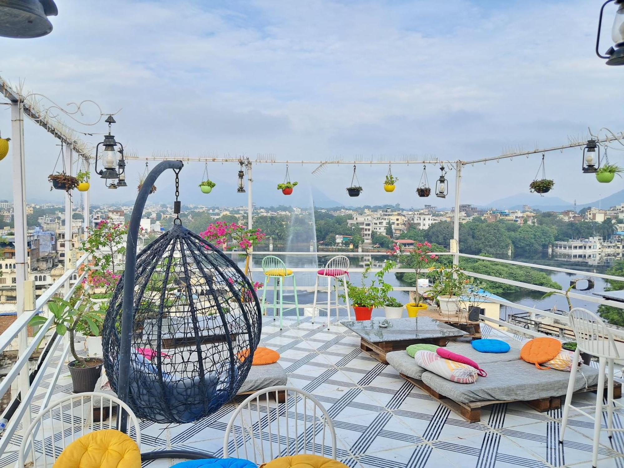 Raahi Backpacker'S Hostel Udaipur Exterior photo