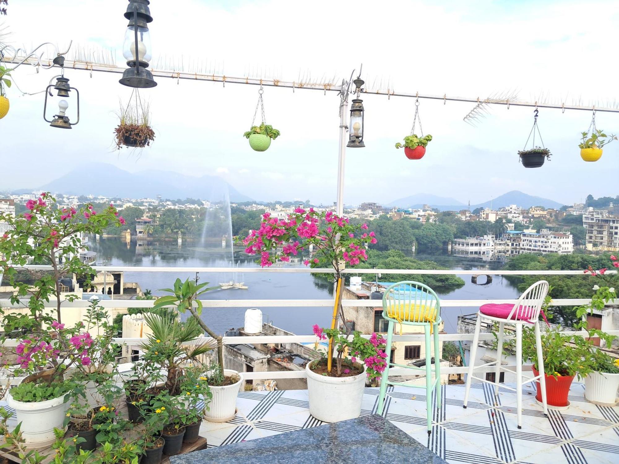 Raahi Backpacker'S Hostel Udaipur Exterior photo