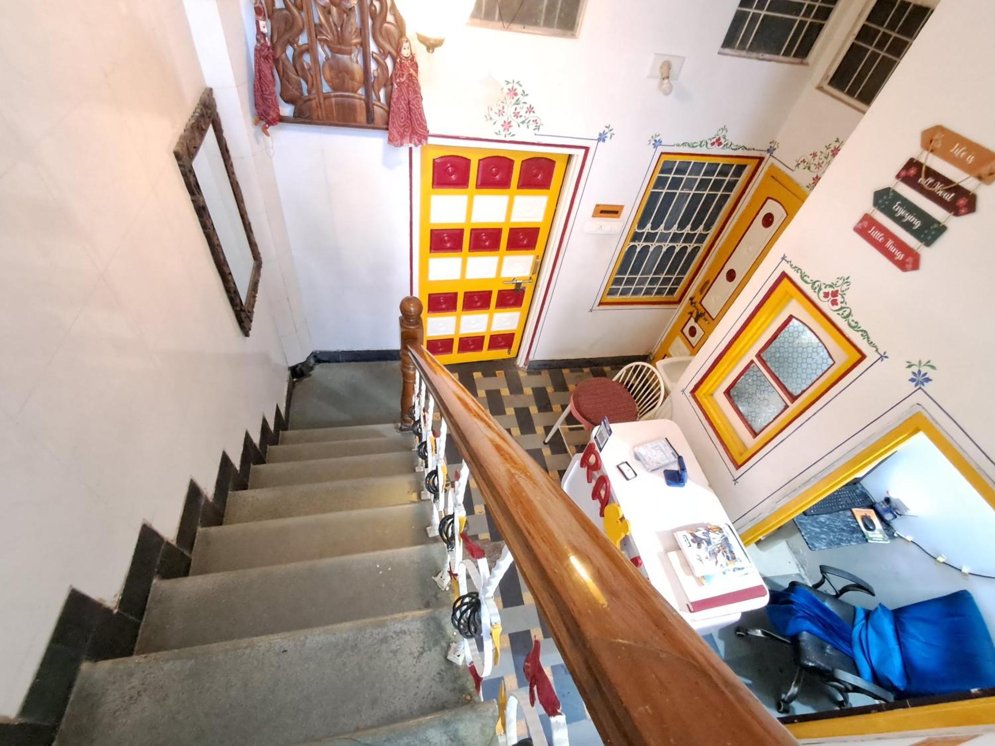 Raahi Backpacker'S Hostel Udaipur Exterior photo