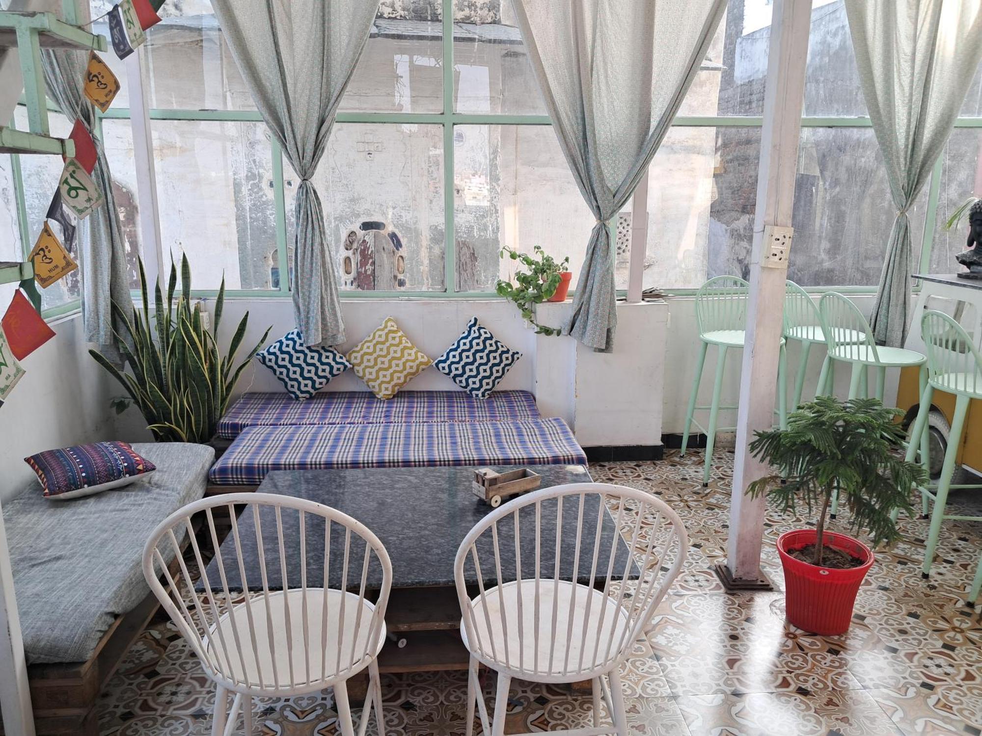 Raahi Backpacker'S Hostel Udaipur Exterior photo