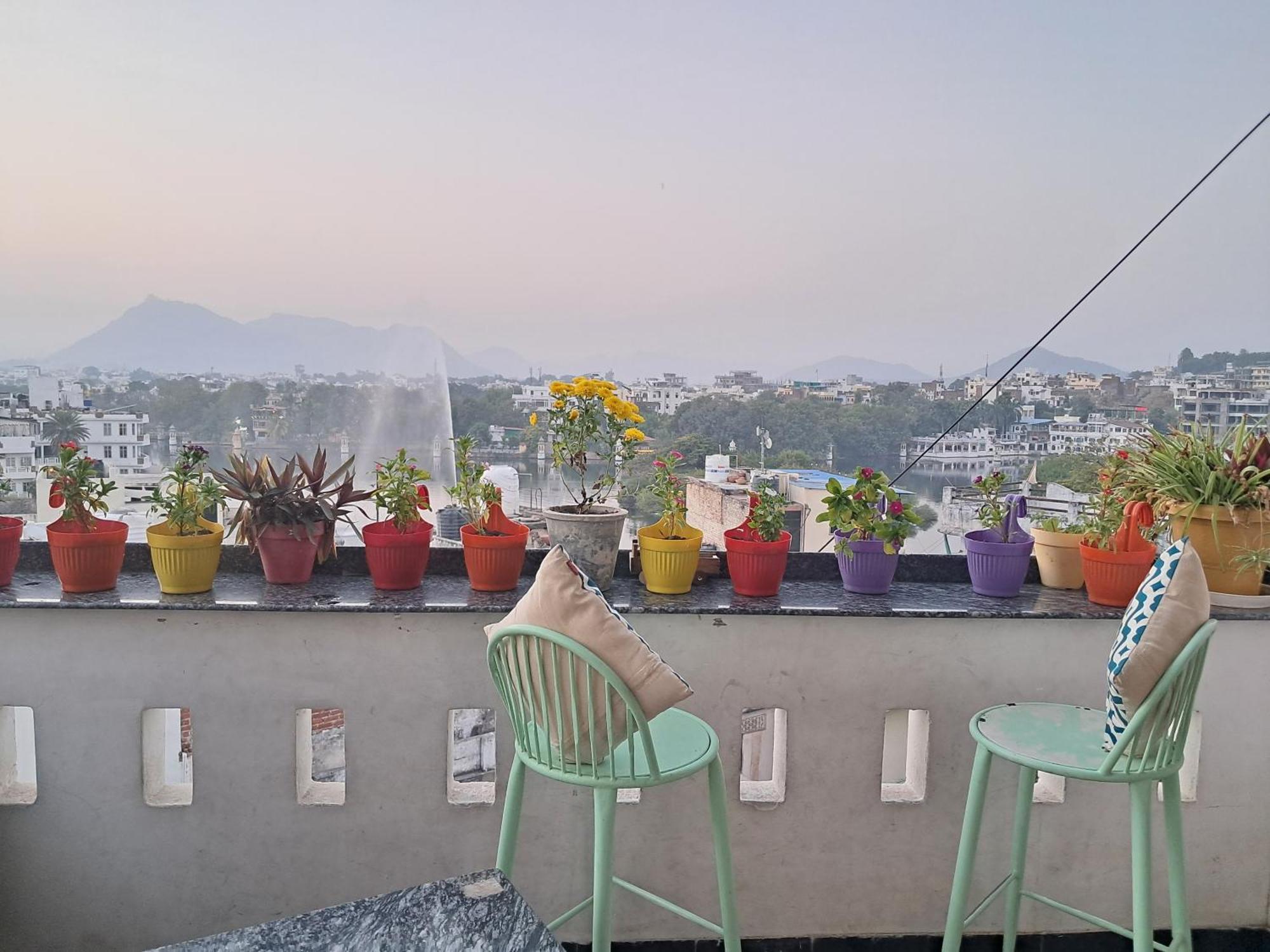 Raahi Backpacker'S Hostel Udaipur Exterior photo